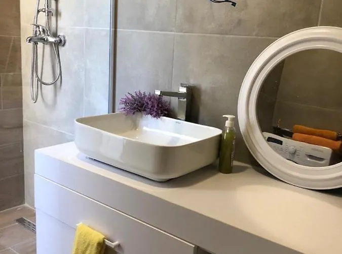 Garden View! Seaside Durrës